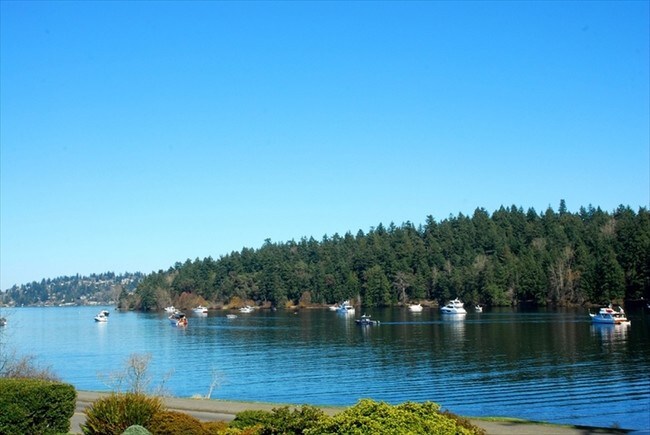 Foto del edificio - 5425 Lake Washington Blvd S