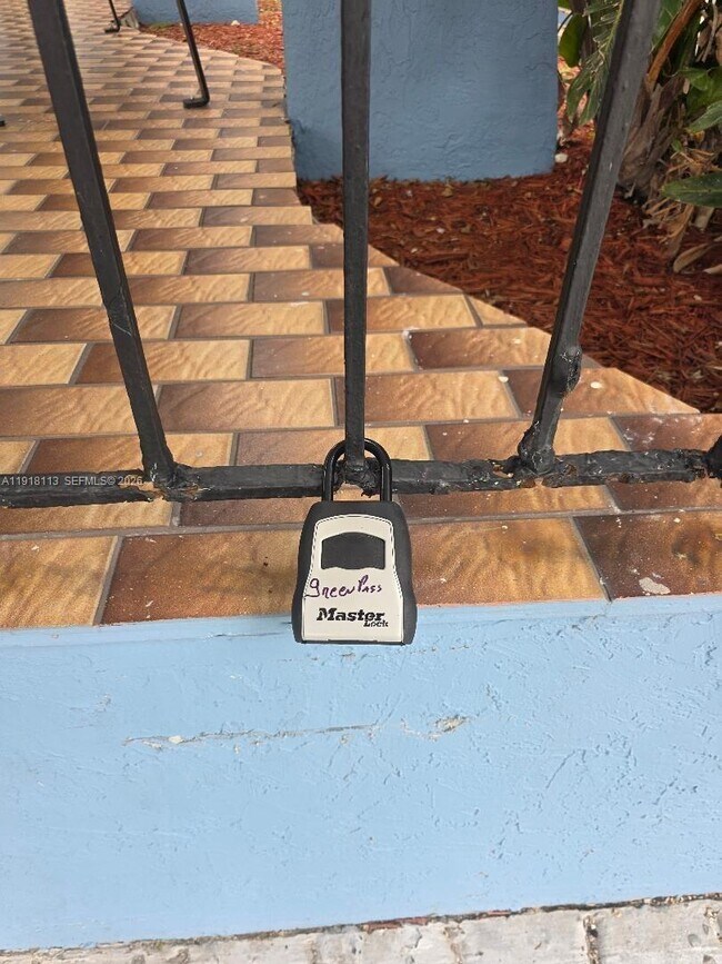 Foto del edificio - 7510 SW 153rd Pl