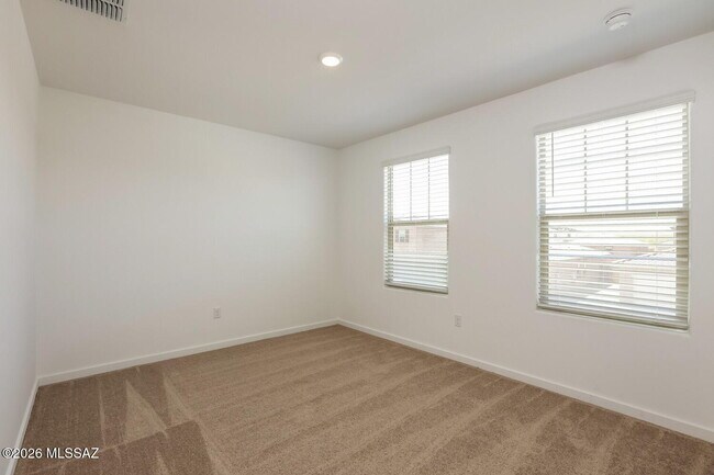 Building Photo - 7062 W Indian Clover Way