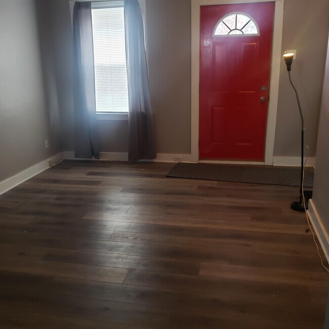Foto del edificio - 4046 Colerain Ave