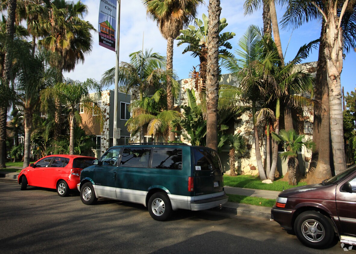 Foto del edificio - 1146-1152 Magnolia Ave