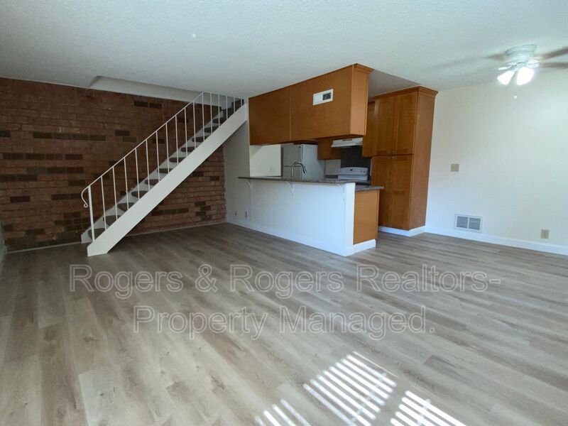 Building Photo - 852 Wyman Way
