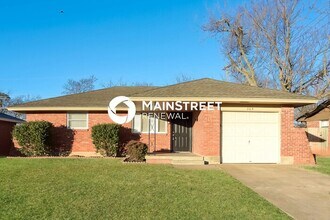 Building Photo - 309 S Dallas Ave