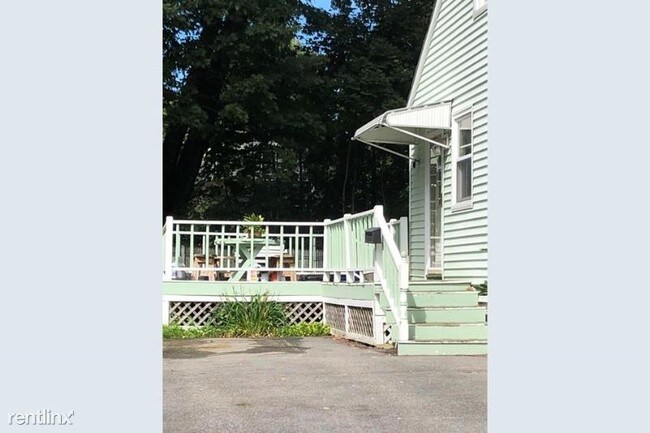 Building Photo - 3 br, 1 bath House - 104 Bolton Street