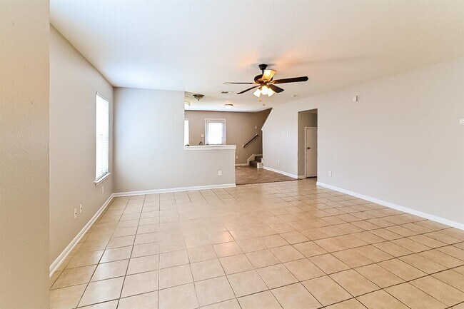 Foto del edificio - 1010 Sycamore Ridge Ln