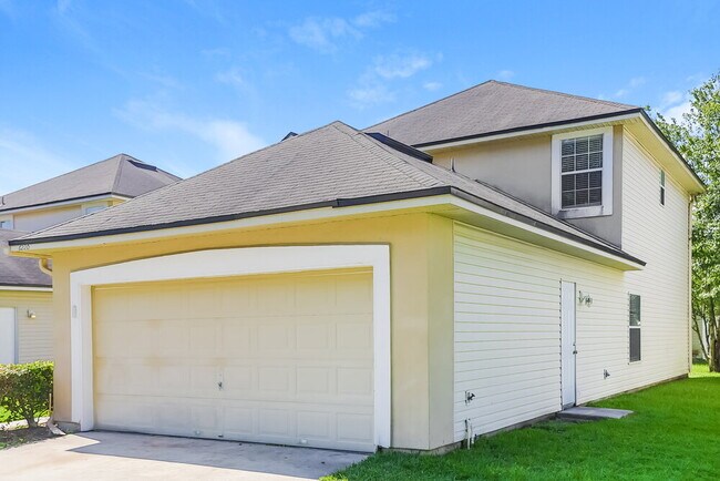 Foto del edificio - 6220 Morse Oaks Cir
