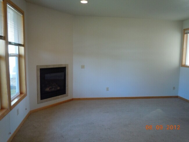 Building Photo - MO2822