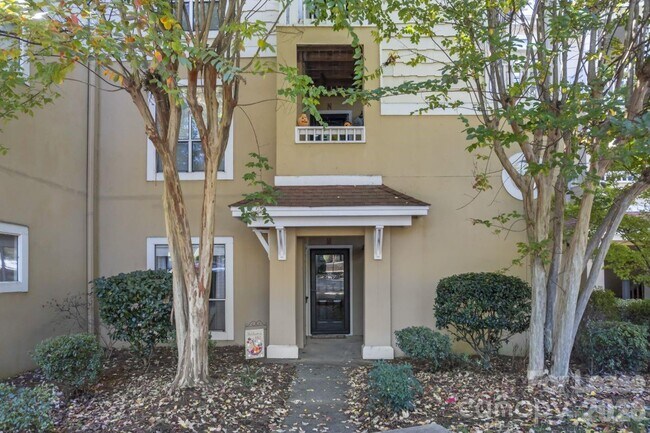 Foto del edificio - 18009 Kings Point Dr