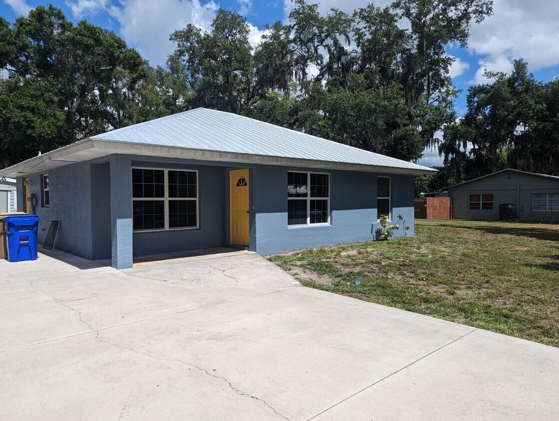 653 SE 13th Ave, Okeechobee, FL 34974 House Rental in Okeechobee, FL