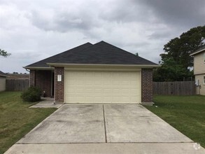 Building Photo - 22371 Queenbury Hills Dr