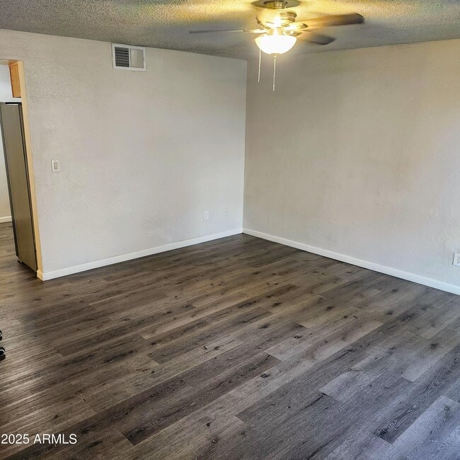 Foto del edificio - 4615 N 39th Ave