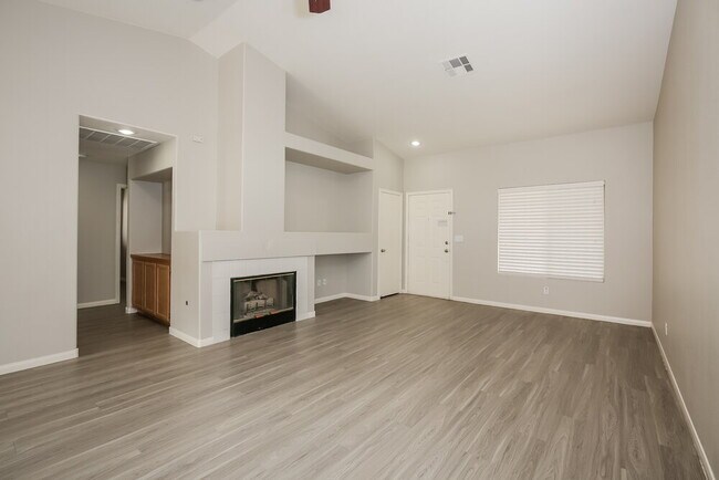 Foto del edificio - 534 Rancho Del Norte Dr