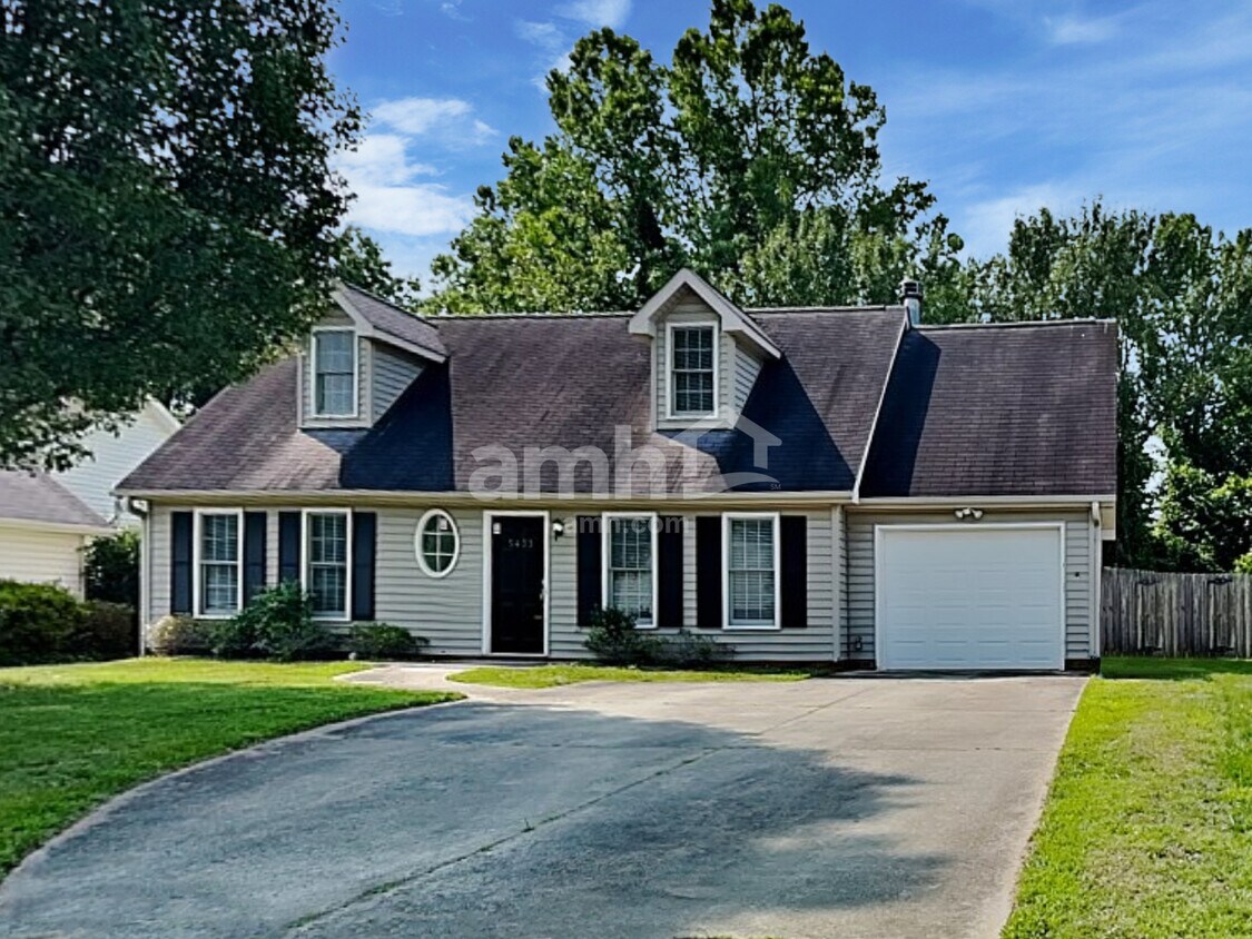 Foto principal - 5433 Whitley Way