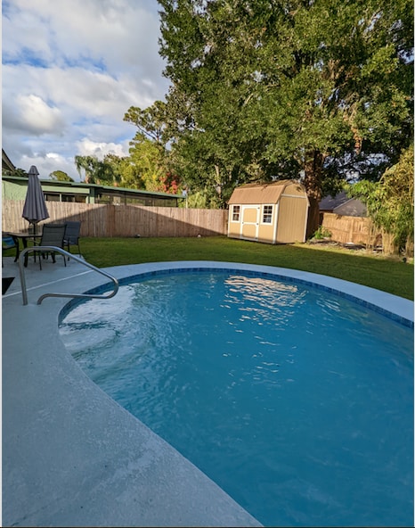 Photo - 1357 Dexter Dr E House