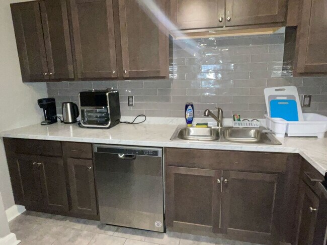 Foto del edificio - 86 Madison Ave