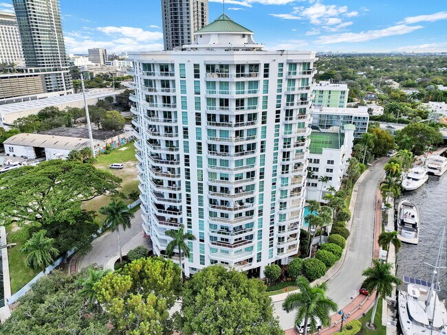 Foto del edificio - 401 SW 4th Ave