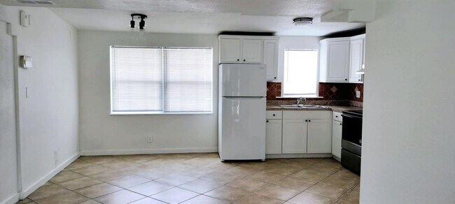 Foto del edificio - 4719 S 88th St