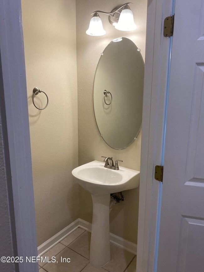 Foto del edificio - 5697 Parkstone Crossing Dr