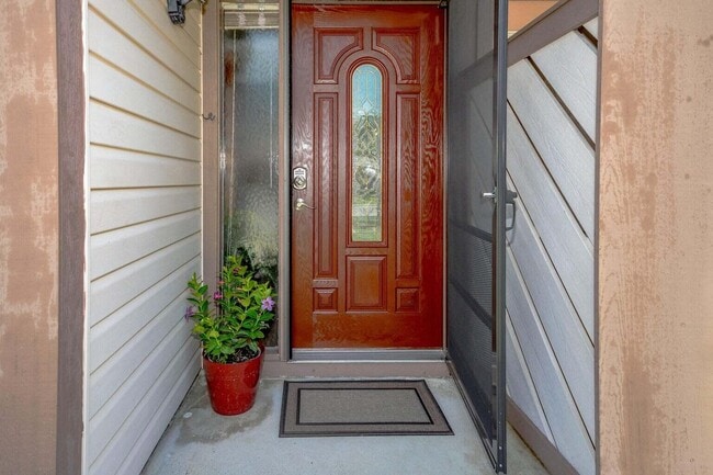 Foto del edificio - 122 Sherwood Cir