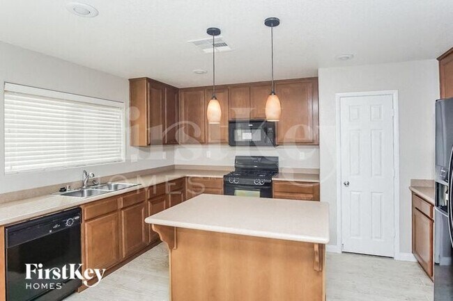 Building Photo - 9974 Panguitch Lake Court