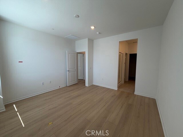 Building Photo - 1429 E Via Acero