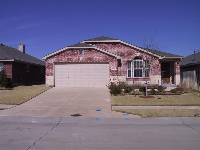 Foto principal - 6920 Red Bluff Dr