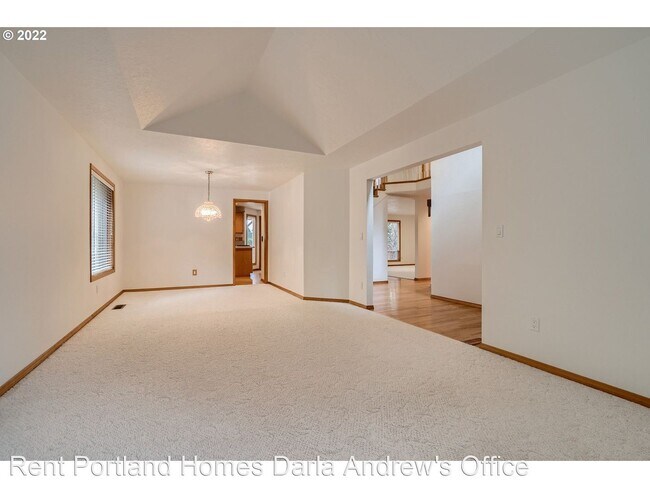 Building Photo - 4 br, 2.5 bath House - 19760 NW Quail Holl...