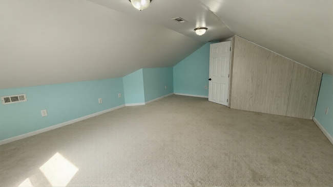 Building Photo - 2203 Edwards Ave