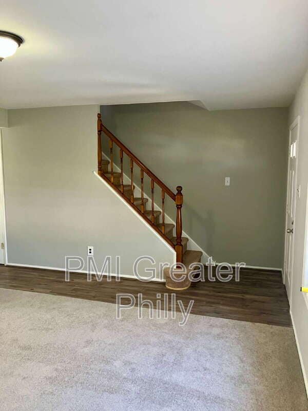 Building Photo - 2466 Brandon Ct
