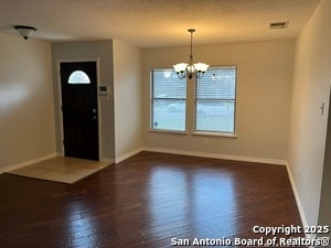 Foto del edificio - 15418 Walnut Creek Dr