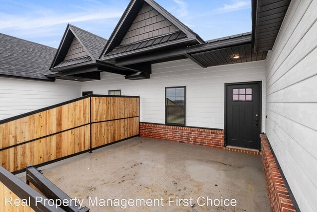 Building Photo - 3 br, 2 bath House - 8620 Cantera Dr.  Unit B