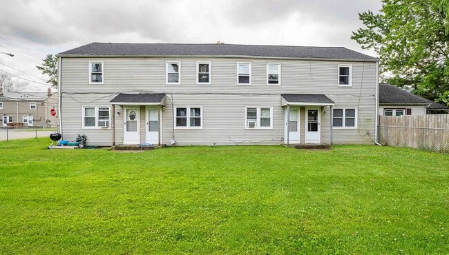 Foto del edificio - 48 Glenwood Ct