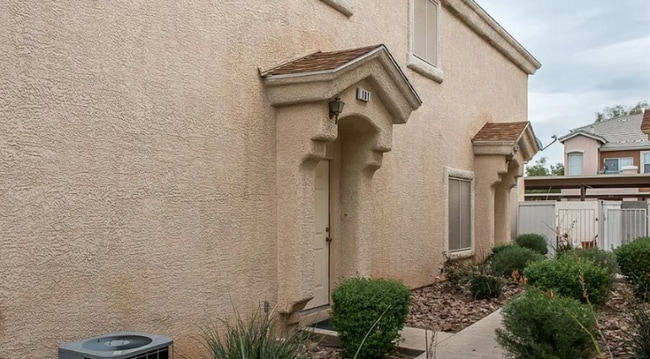 Building Photo - 5900 High Steed St