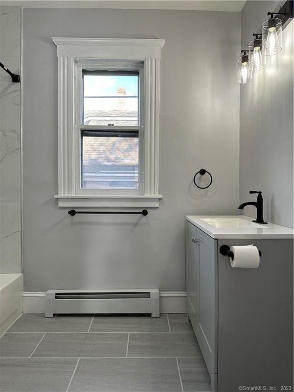 Building Photo - 22 Clinton St