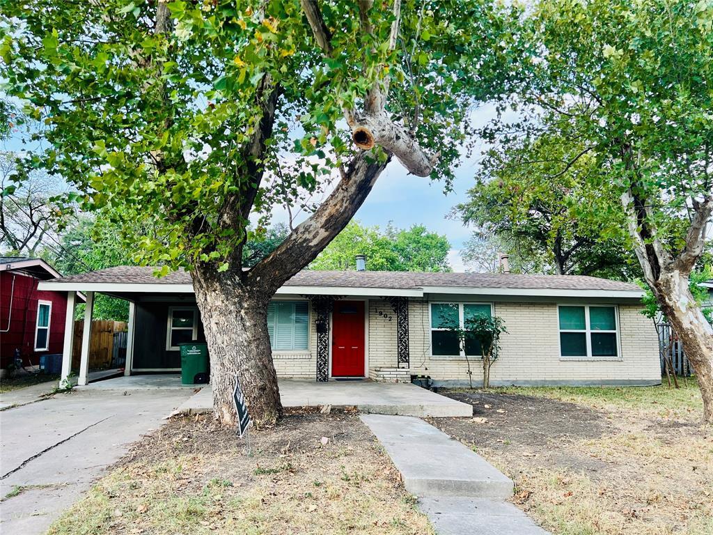 Foto principal - 1902 Karen Ave