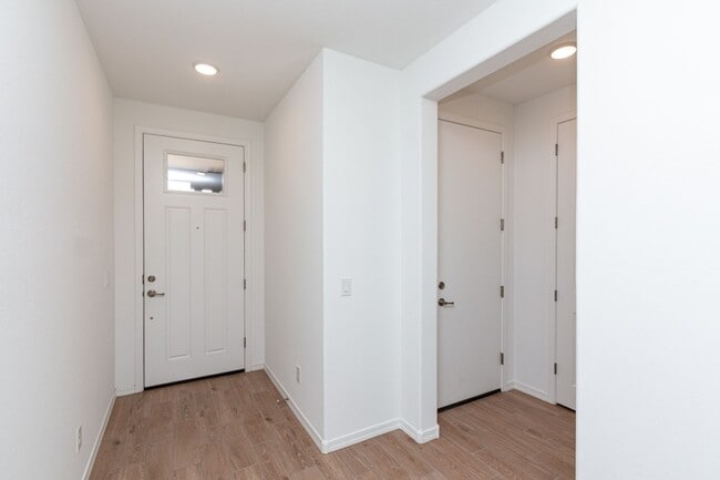 Building Photo - Welcome to this beautiful Brand New 4 bedr...