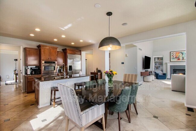 Building Photo - 11110 Valleybrook Cir
