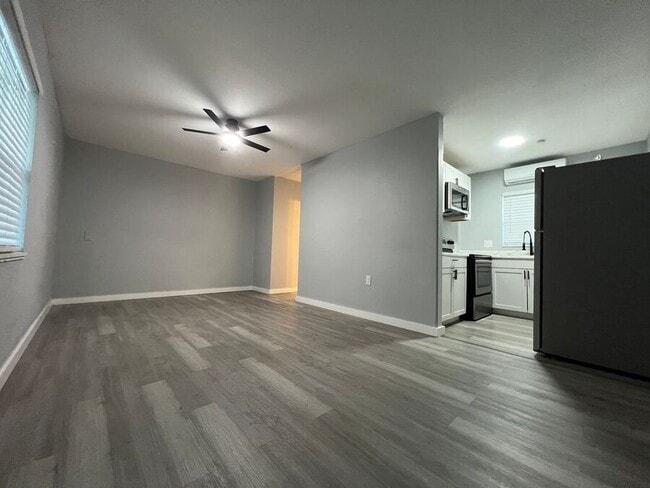 Foto del edificio - 351 Ave N NE