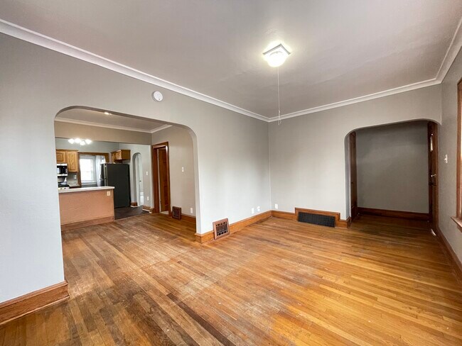 Foto del edificio - 4145 N 51st Blvd
