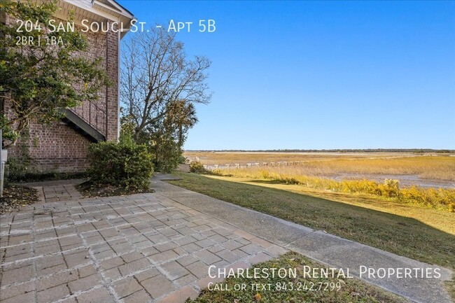 Building Photo - 204 Sans Souci St
