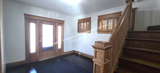 Foto del edificio - 922 Winslow Ave