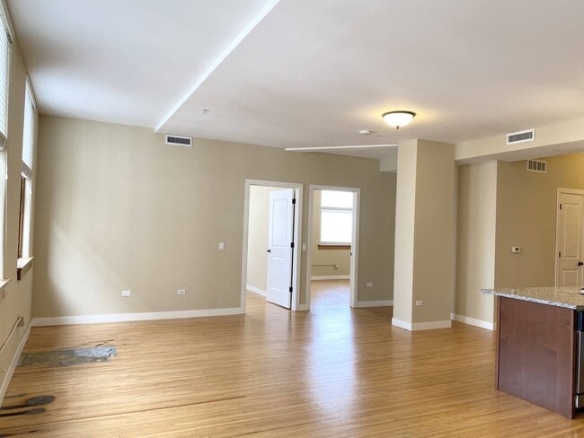 Interior Photo - Pioneer Endicott