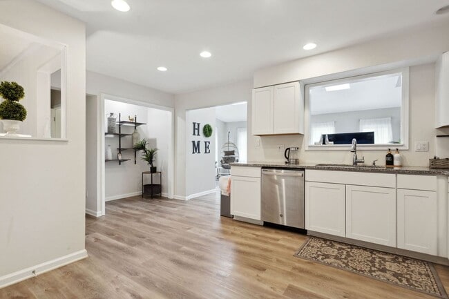 Foto del edificio - 3871 Murdock Ct