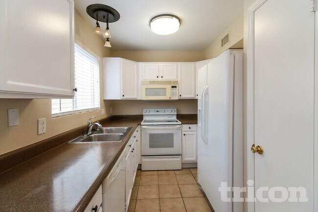 Foto del edificio - 1406 E Kerry Ln