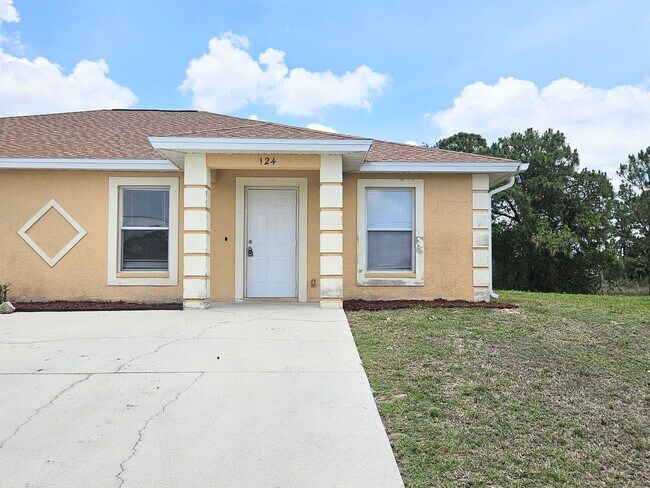 Building Photo - Charming 3-Bedroom, 2-Bath Home in Conveni...