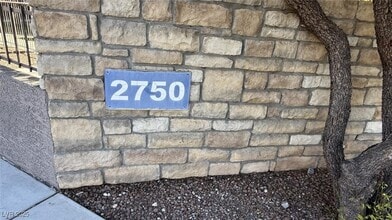 Building Photo - 2750 S Durango Dr