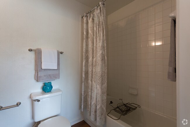 3HAB, 2BA - 1,160 ft² - Cascade Falls