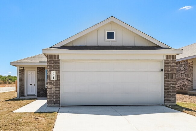 Building Photo - 501 Chevre Rd