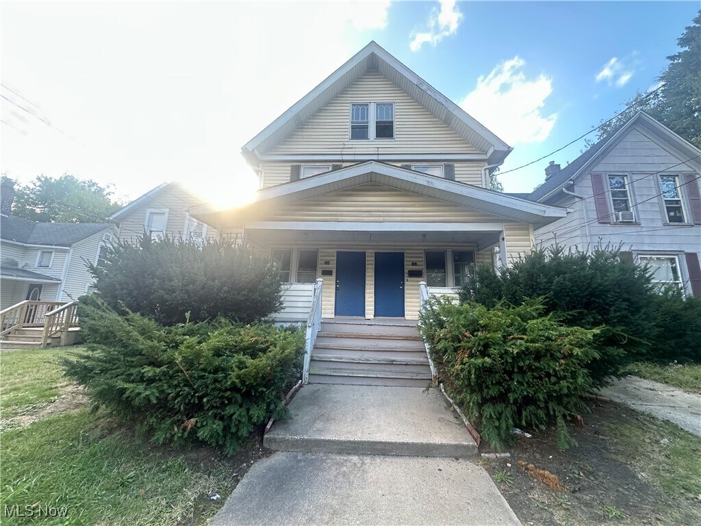 162 Westwood Ave Akron, OH 44302 – photo 1
