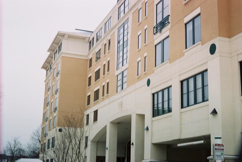 Foto principal - 32 Cambridgepark Dr
